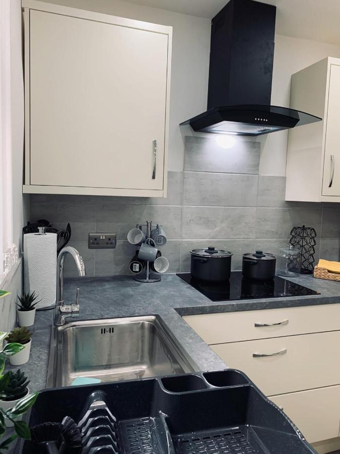 Stylish, Spacious & Luxurious Home - Parking Ліверпуль Екстер'єр фото